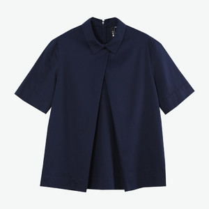 藍(lán)色簡(jiǎn)約襯衫